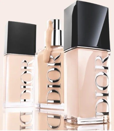 迪奧超完美持久柔光粉底液