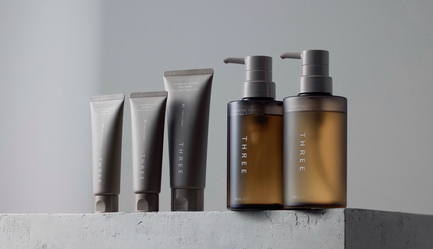 THREE「香氛甦活」系列