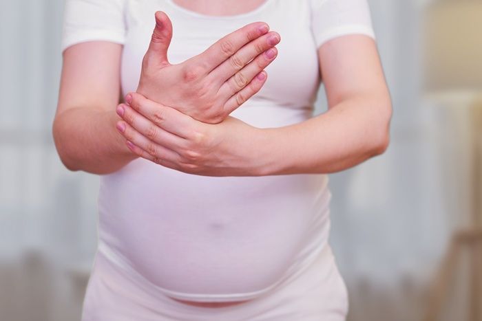 孕婦手麻|缺鈣|孕期腕隧道症候群