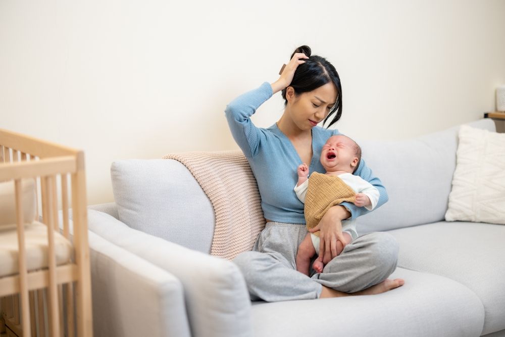 嬰兒過度哭鬧時，給予父母支持很重要