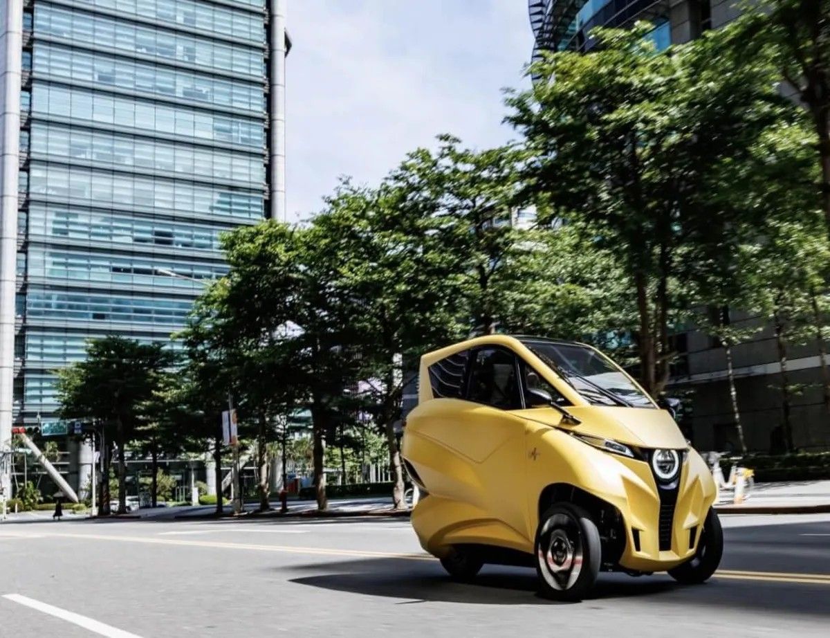 交通部修法正式開放駕艙機車