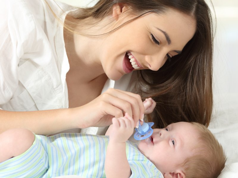 嬰兒|寶寶|戒奶嘴|奶嘴|嘴嘴|兒科醫師|父母|口慾期