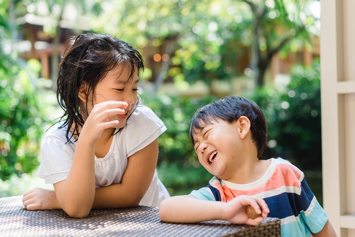 育兒│孩子互動│觀察│差異性│適當引導