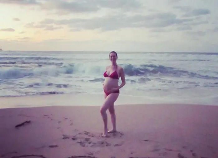 Anne Hathaway|懷孕|泳裝