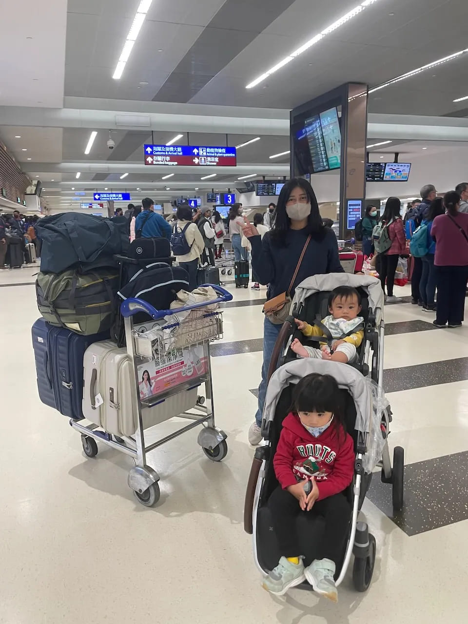 推車|推車選擇|親子旅遊|親子部落客|果爸|推車|出國|出國旅遊|行李箱|行程|日本