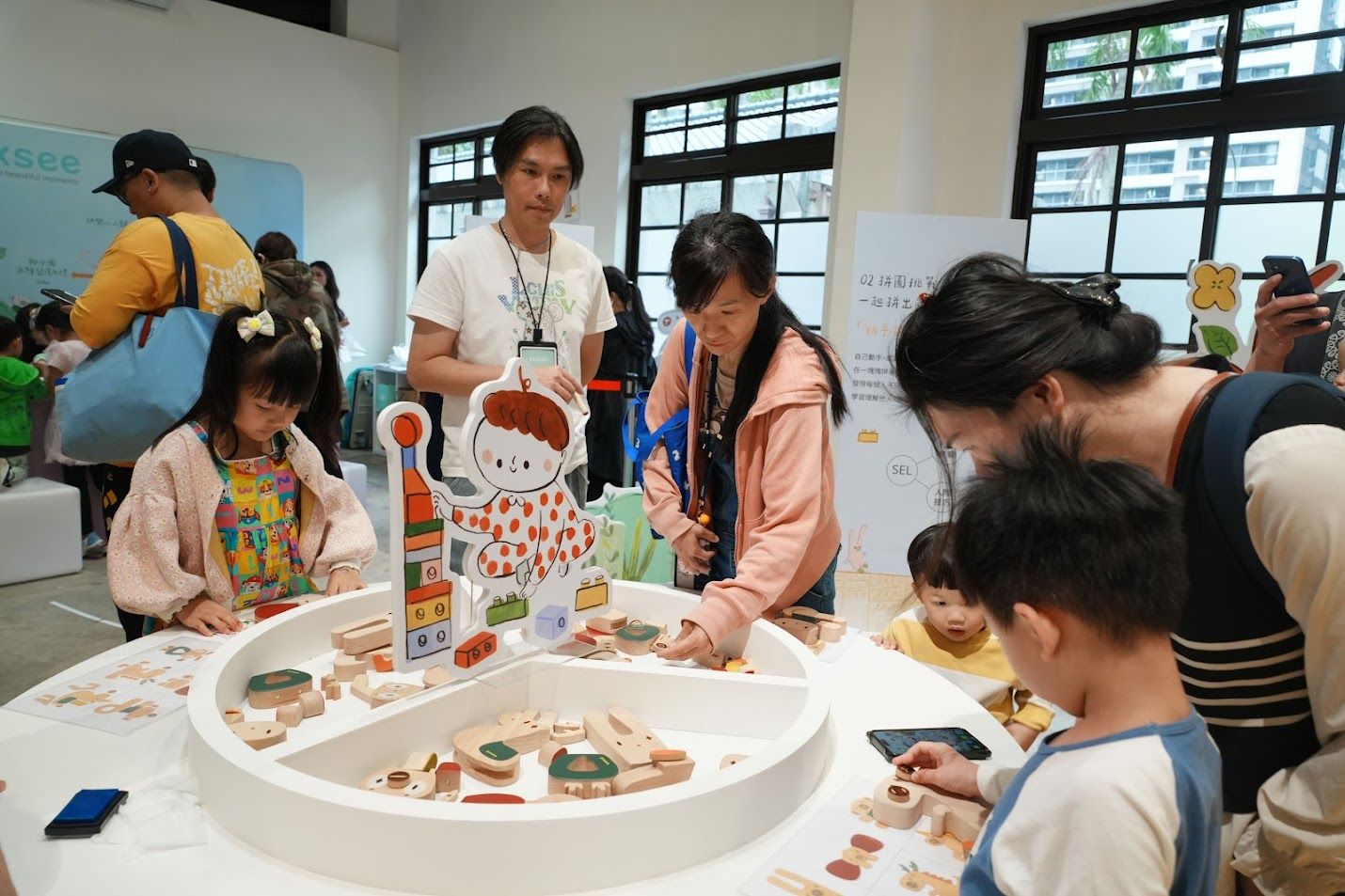 mombaby親子風格市集pixsee特展