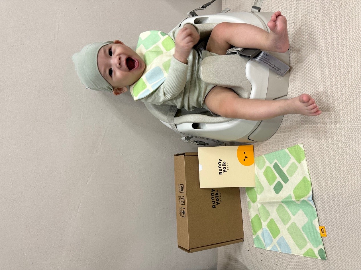 \Runny Yolk/冒險旅程口水巾😍