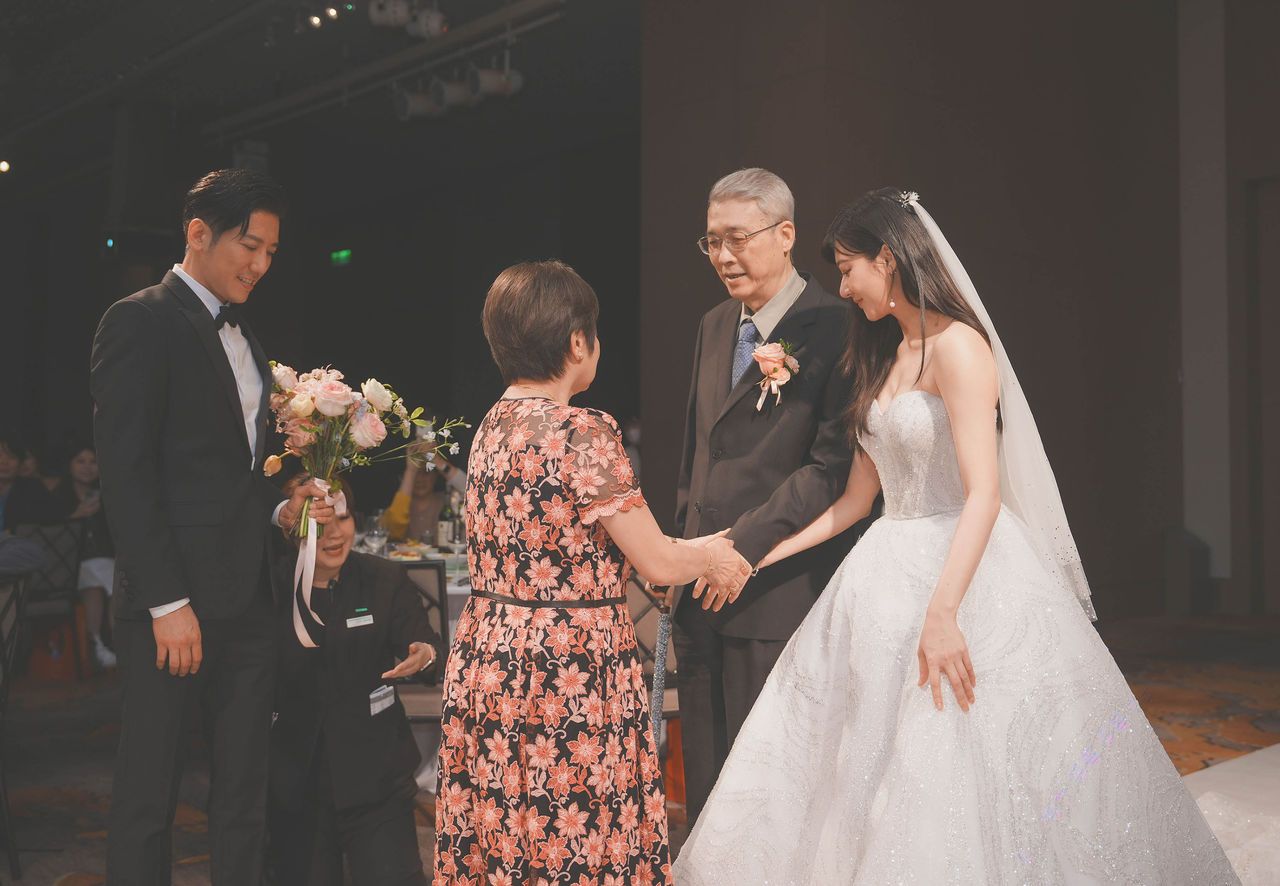 林逸欣爸爸結婚