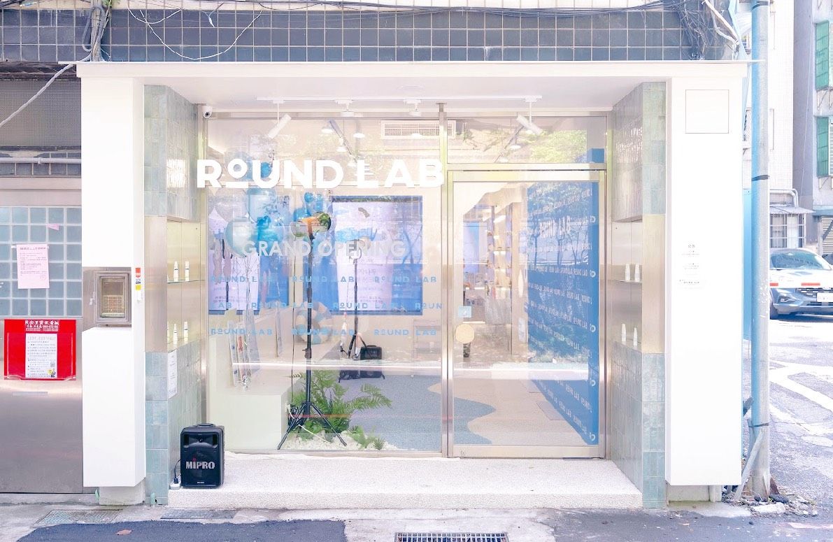 ROUND LAB