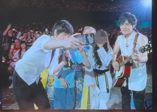 五月天演唱會跆拳道女孩
