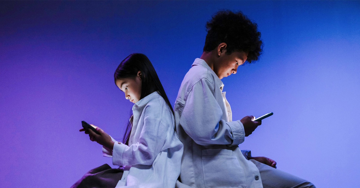 看手機 | 3C育兒