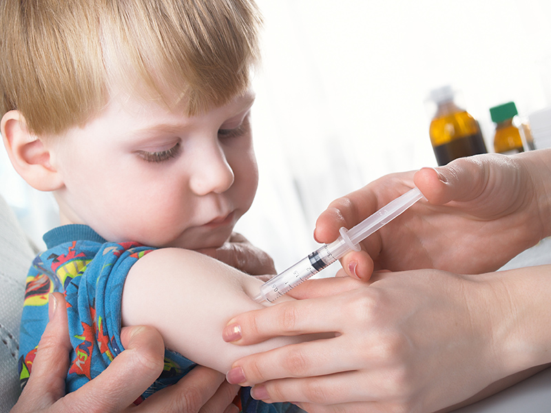 兒童施打疫苗