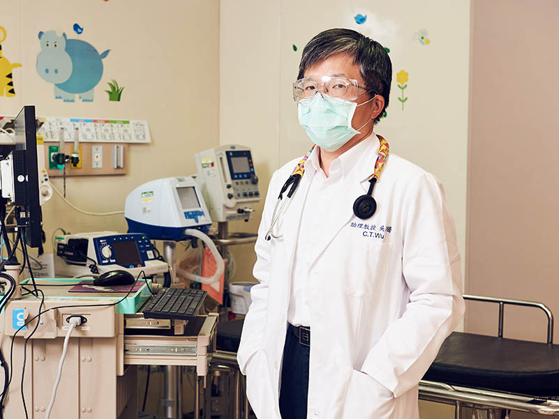 吳昌騰醫師盼更多新血加入兒童急診．讓孩童的健康權益不再每到夜晚就消失在夜色中