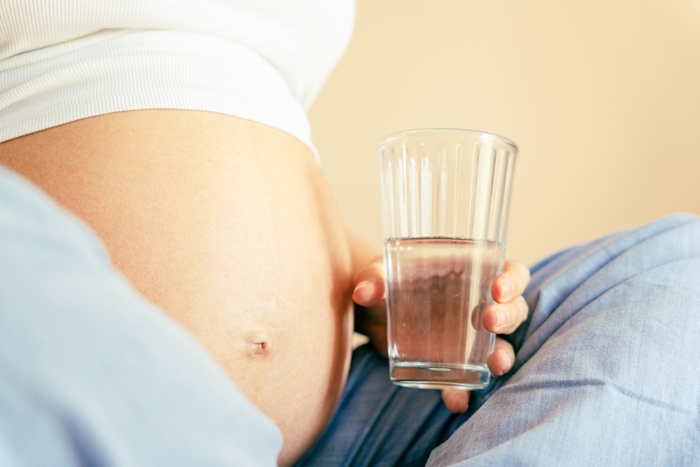 孕期抽筋｜缺鈣｜預防孕抽筋｜肌肉痙攣｜肌肉過度負荷｜電解質變化｜孕期荷爾蒙