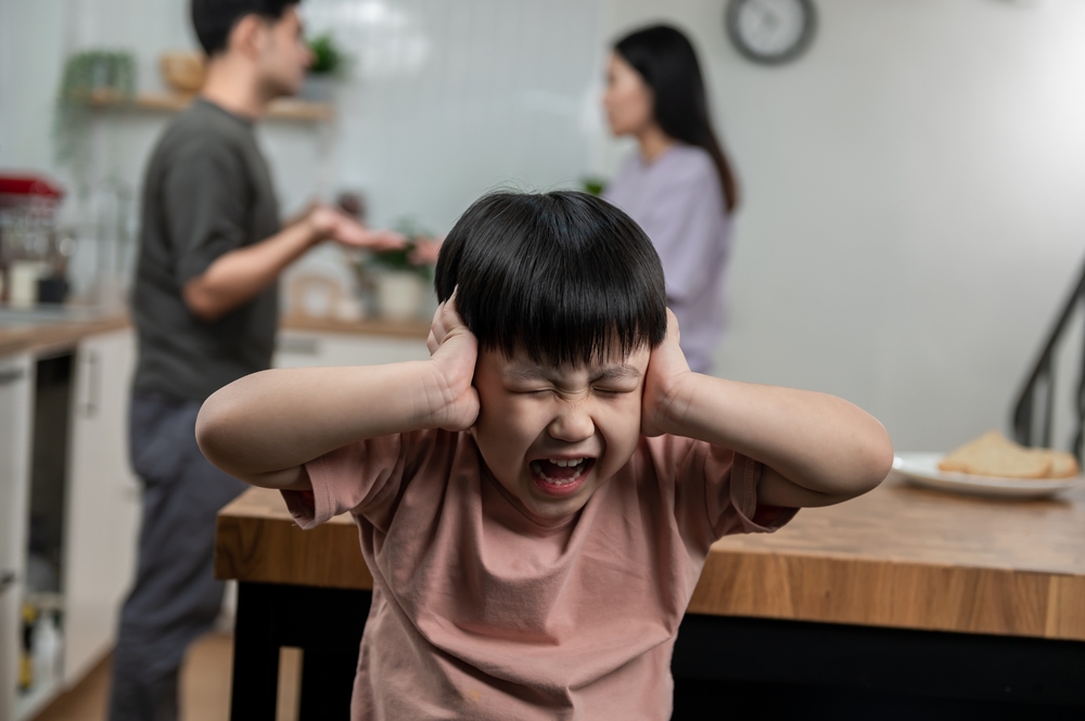 夫妻教養衝突
